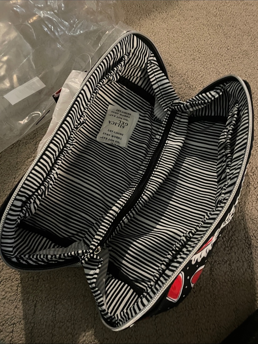 Brighton Black Cosmetic Case with Red Heart Print - Picture 8 of 13